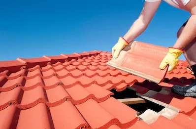 Pose et rénovation de toiture à Vinezac
